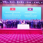 Vietnam et Laos boostent leur coopération en matière de gestion et de développement des frontières. Photo: VNA
