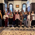 L’ambassadrice du Vietnam, Ngo Minh Nguyet, et les délégués. Photo: VNA