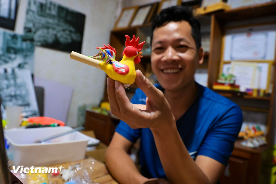 Le parcours de l’artisan Dang Van Hau pour préserver ce métier traditionnel a rencontré de nombreuses difficultés, mais il a toujours trouvé des moyens de les surmonter.