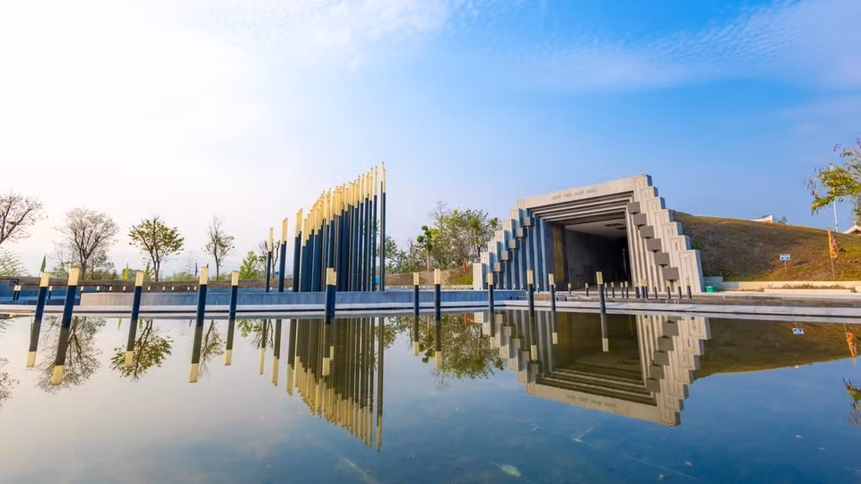 Situé sur la colline F, dans le quartier de Muong Thanh, ville de Dien Bien Phu, le Temple a été mis en chantier le 13 mars 2021. Photo : Vietnamplus
