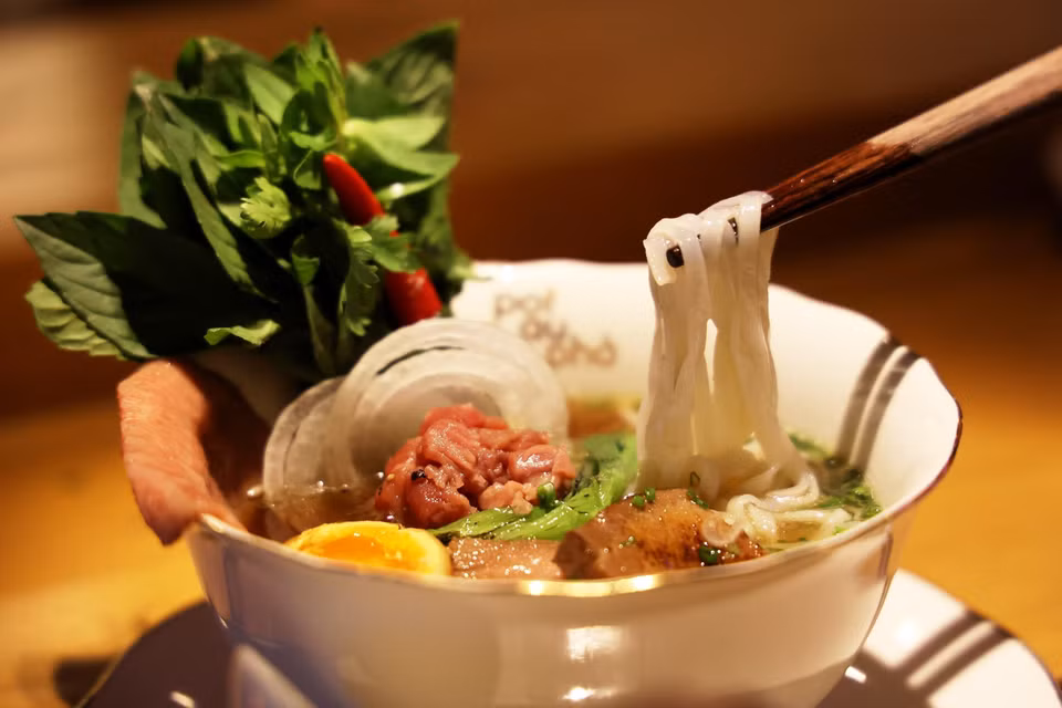 Le Pho, une spécialité du Pot Au Pho. Photo : VNA
