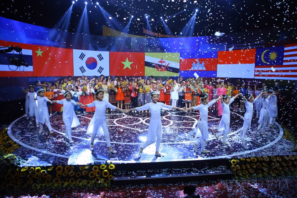 Festival des enfants ASEAN+, placé sous le thème "Itinéraire de découverte", à Hanoï en juin 2017. Photo : VNA