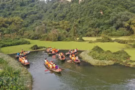 Ninh Binh - un point de rendez-vous populaire au printemps