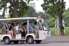 Mise en service de la ligne de voitures électriques Hoan Kiem - Cité impériale de Thang Long