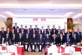 Le 18e atelier théorique entre le PCV et le PCC à Hô Chi Minh-Ville