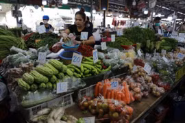 Les marchés de Bangkok se joignent à la campagne de réduction du gaspillage alimentaire