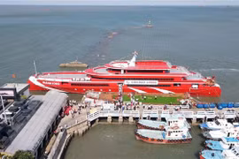 Inauguration d’un navire à grande vitesse au service de la liaison entre Vung Tau et Con Dao