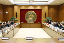 Vietnam-Laos : coordination dans l'élaboration de documents sur les relations parlementaires 