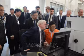 Le président fédéral d'Allemagne se rend à l'Université Vietnam-Allemagne