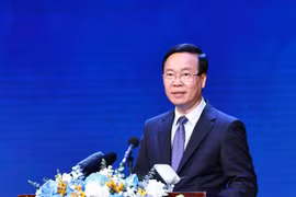 Le président Vo Van Thuong salue les contributions de la santé vietnamienne