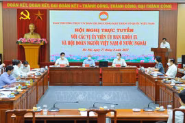 Valoriser le rôle et les contributions des Viet kieu dans la lutte contre le COVID-19