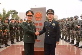 Le 5e Échange d'amitié de la défense frontalière Vietnam-Chine commence 