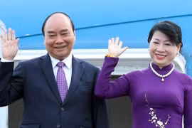 Le président vietnamien Nguyen Xuan Phuc entame sa visite d'amitié officielle au Laos
