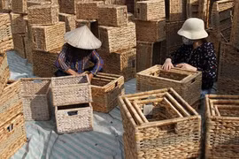 Les villages artisanaux de Hanoï reprennent leur production