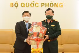 Resserrement des relations d'amitié Vietnam-Laos