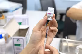 L'achat du vaccin anti-COVID-19 est une tâche nécessaire et urgente