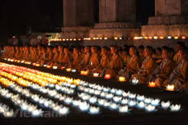 Vesak 2019: Nuit de lanternes pour la paix du monde