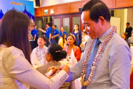 Rencontre des étudiants laotiens et cambodgiens à l'occasion de leur Nouvel An traditionnel