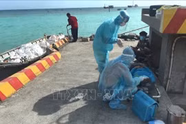 Khanh Hoa : sauvetage d'un pêcheur en détresse au large de l'île de Nam Yet