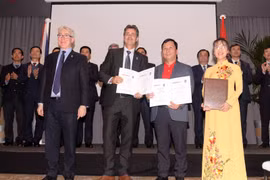 Vietjet et Rolls-Royce signent un accord de 400 millions de dollars pour des moteurs d'avions 