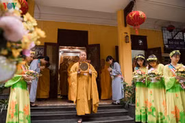 Le Vesak 2020 célébré au Laos