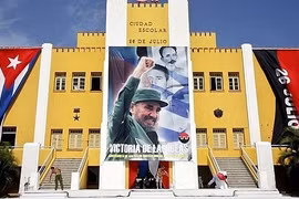 Les 68 ans du soulèvement de La Moncada à Cuba célébrés à Hanoï