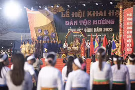Hoa Binh: les Muong célèbrent la fête "Khai ha"