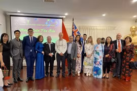 De nombreux Vietnamiens en Australie soutiennent la lutte contre le COVID-19 au Vietnam