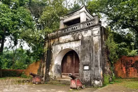 La célèbre ancienne citadelle de Son Tay en banlieue de Hanoï fête ses 200 ans d’existence 