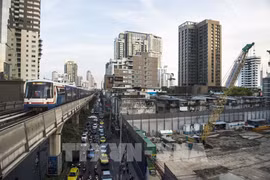 La Thaïlande encourage les investissements dans les infrastructures