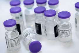 COVID-19 : le premier lot de vaccin de Pfizer pour le Vietnam arrivera en juillet