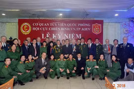 Célébration de la fondation de l'Armée populaire du Vietnam en Ukraine