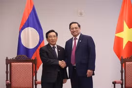 Le PM Pham Minh Chinh rencontre son homologue lao aux États-Unis