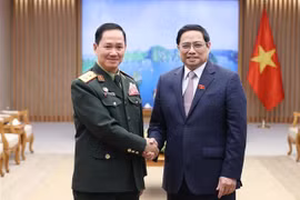 Le Premier ministre Pham Minh Chinh réitère la coopération de défense Vietnam-Laos