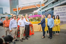 Hô Chi Minh-Ville accueille le premier groupe de croisiéristes 