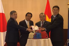 Le Japon veut aider le Vietnam à développer le baseball