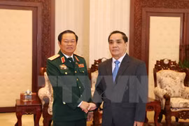 Coopération efficace entre les deux forces armées Vietnam-Laos