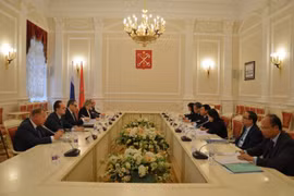 Promotion de leur partenariat stratégique intégral Vietnam-Russie