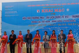 La Foire commerciale internationale Vietnam-Chine 2015 à Quang Ninh
