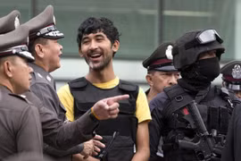 Attentat de Bangkok : la police détermine la nationalité d'un suspect 
