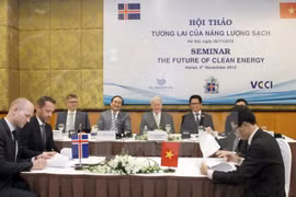 Vietnam et Islande coopèrent dans le développement des énergies propres 