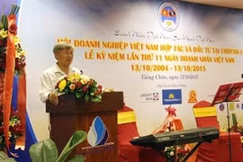Célébration de la Journée des entrepreneurs vietnamiens au Laos 