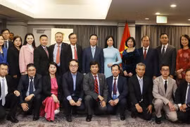 Le président rencontre la communauté vietnamienne aux États-Unis