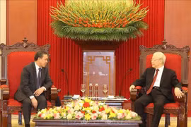 Le leader du PCV reçoit l'ambassadeur sortant du Laos