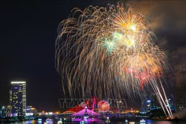 Le Festival de feux d’artifice propulse le tourisme de Dà Nang à des hauteurs 