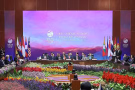 43e Sommet de l'ASEAN: la déclaration présidentielle souligne la nécessité de renforcer la confiance mutuelle