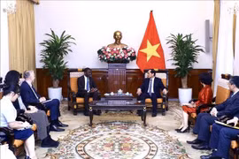 Le ministre des AE rencontre le directeur du Centre du patrimoine mondial de l'UNESCO