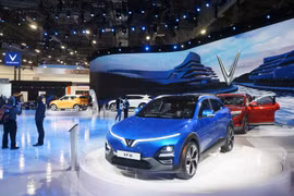 Vinfast investira 1,2 milliard de dollars pour produire des voitures électriques en Indonésie
