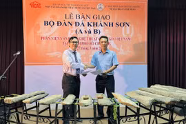Deux anciens lithophones résonnent à nouveau à Khanh Hoa