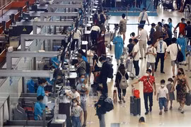 Environ 410.000 passagers attendus à l'aéroport de Noi Bai pendant les congés de la Fête nationale